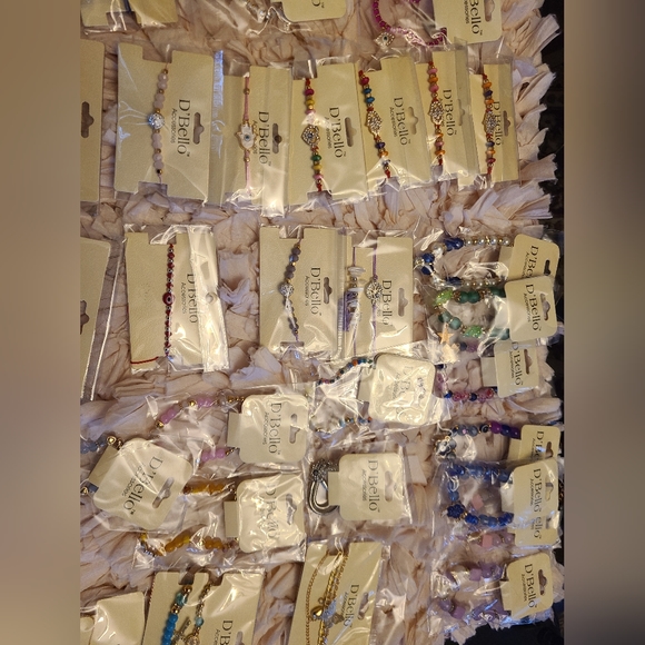 D'Bello Accessories - bracelets - Hand of Hamsa - Picture 7 of 7